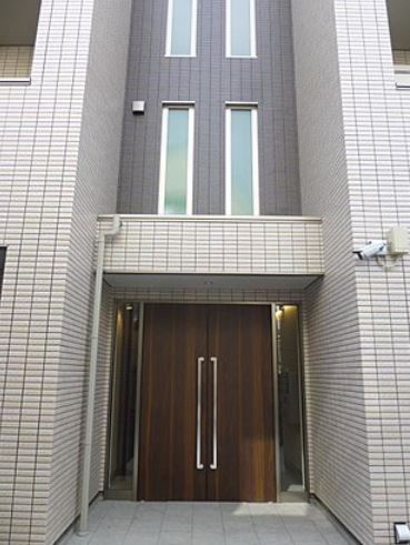 エントランス　★落ち着きのあるエントランス★