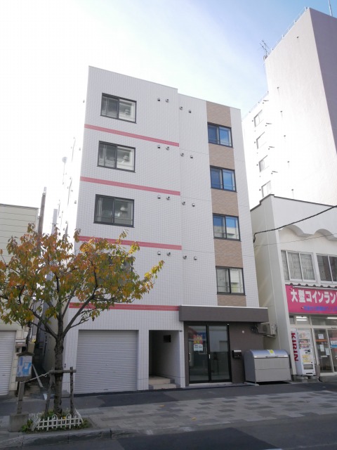 建物外観　☆物件名【ラグジースペース本郷通】とお伝え下さい