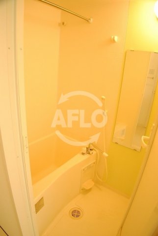 バス・シャワールーム　ジュネーゼ京町堀パークサイド　浴室