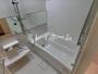 バス・シャワールーム　同建物内、別のお部屋の参考写真になります。