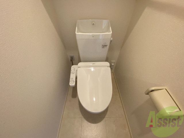 トイレ　トイレにはもちろんウォッシュレットが付いています。