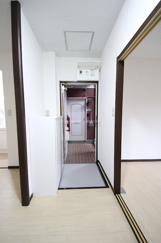 玄関　他号室参考写真