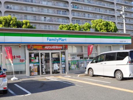 コンビニ　ファミリーマート 北久宝寺一丁目店（コンビニ）まで224m