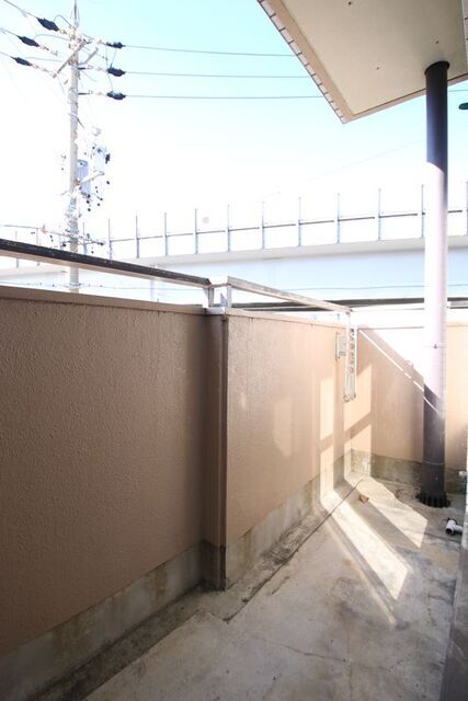バルコニー　※別部屋の参考写真の為、原状優先です。