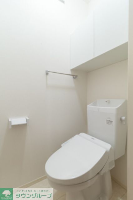トイレ　※写真は同タイプ住戸です。