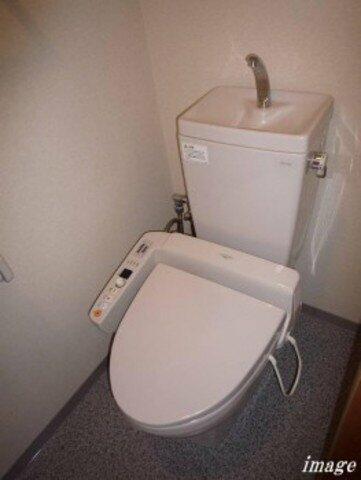 トイレ　清潔感のあるトイレです?