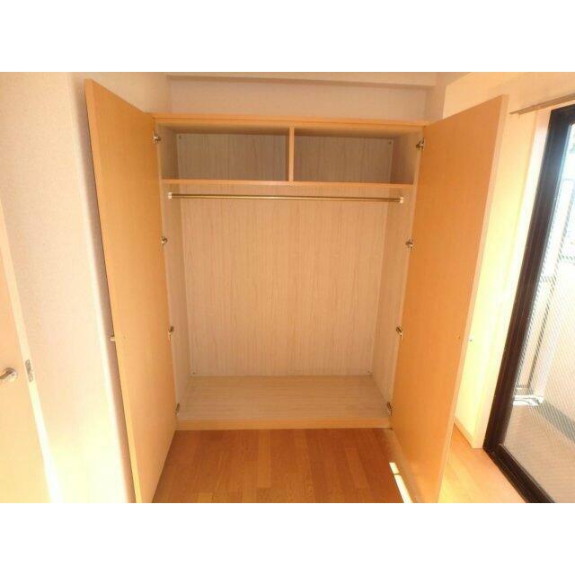 収納　クローゼット