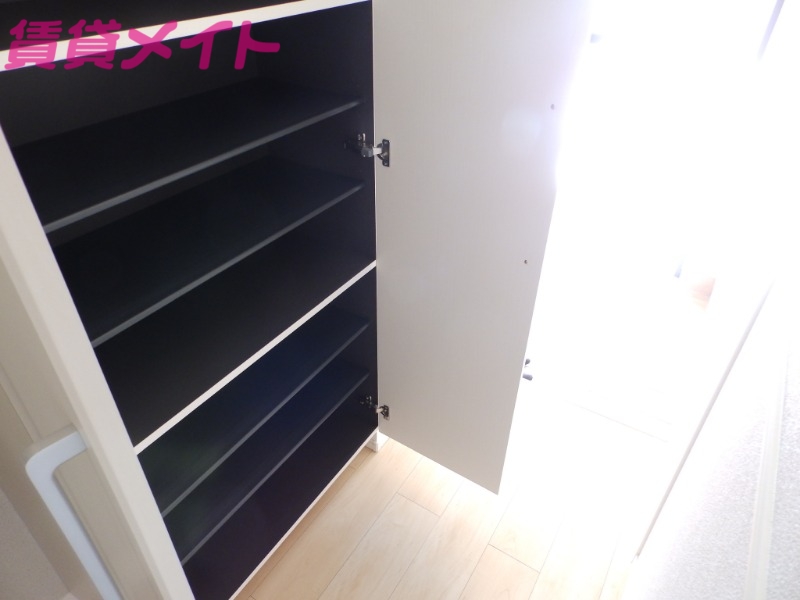 収納　別部屋参考写真です