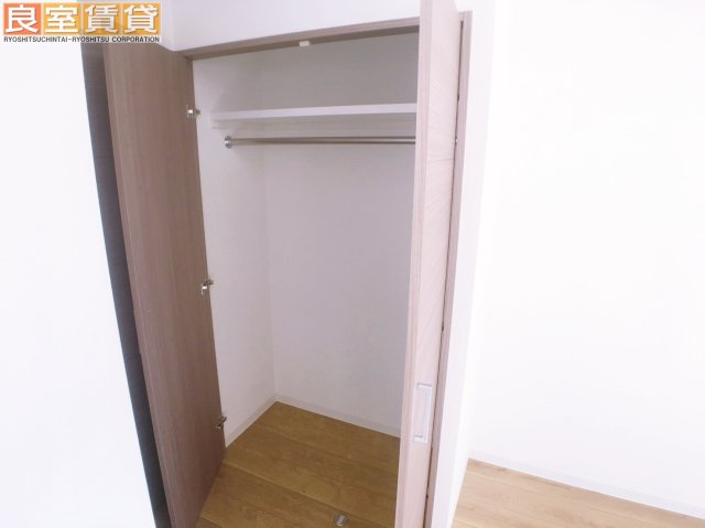 収納　※写真は同物件の別部屋のものを流用しております。現状を優先し