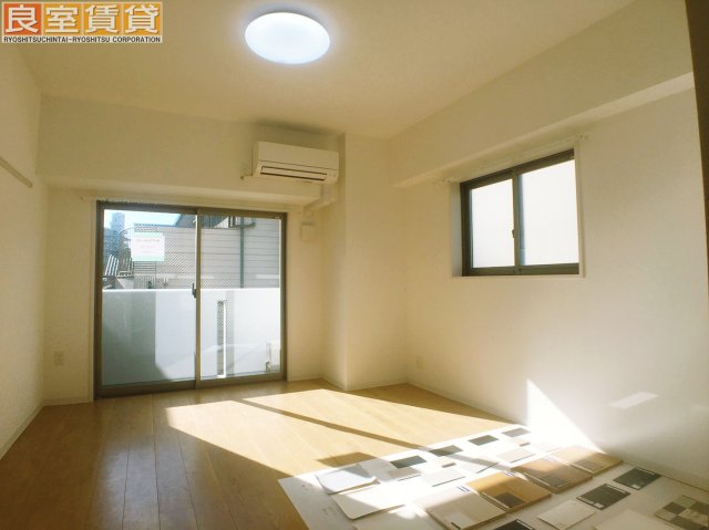 居室・リビング　※写真は同物件の別部屋のものを流用しております。現状を優先し