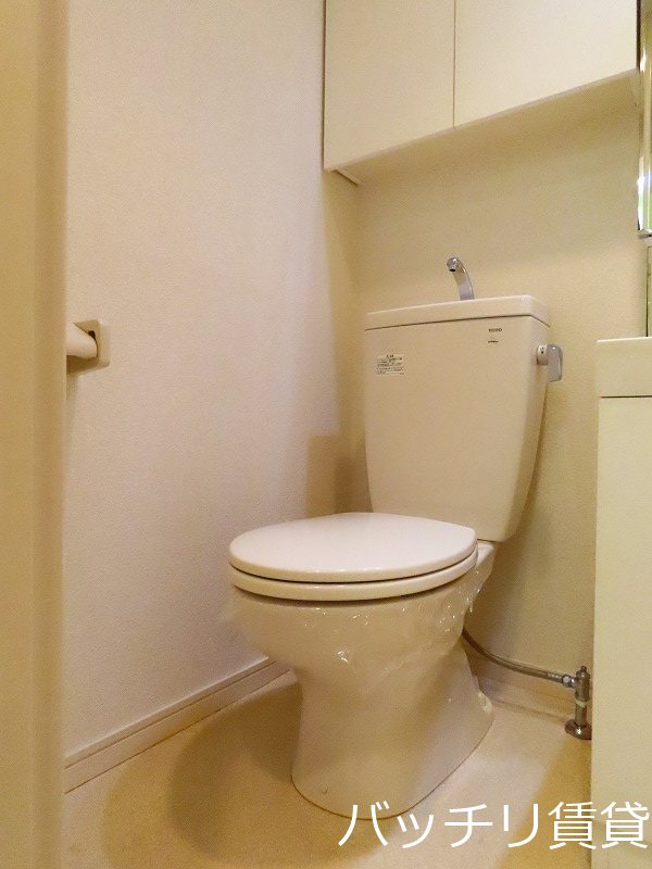 トイレ　同型タイプの為現状を優先致します。
