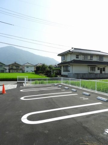 駐車場　駐車場があります