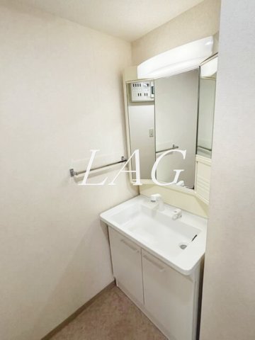 洗面設備　独立洗面台です。