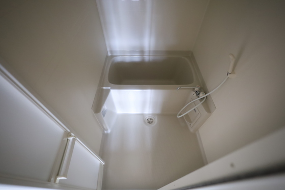 バス・シャワールーム　※別部屋の写真です