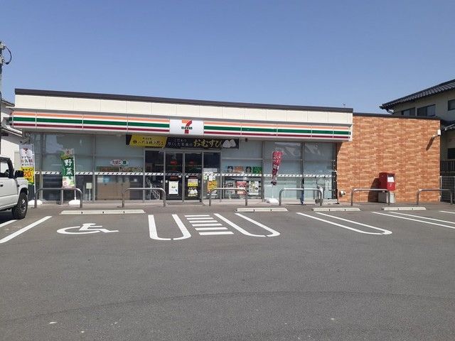 コンビニ　セブンイレブン福岡今宿２丁目店（コンビニ）まで400m