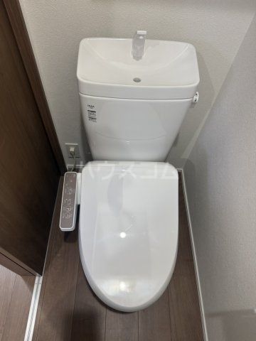 MELLAS吉祥寺のトイレ写真