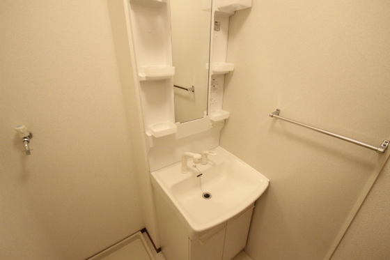 洗面設備　※別部屋の写真です