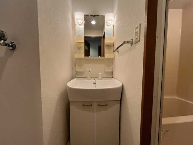 洗面設備　※同施工会社のイメージ写真※