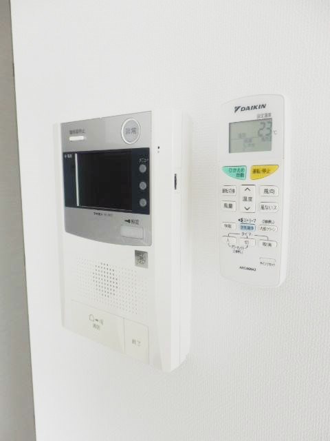 セキュリティ　参考画像　タイプ違いあり