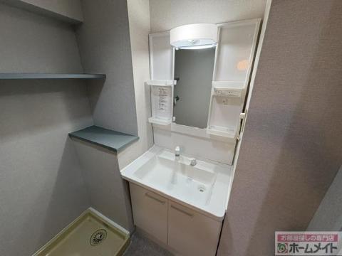 洗面設備　洗髪洗面化粧台