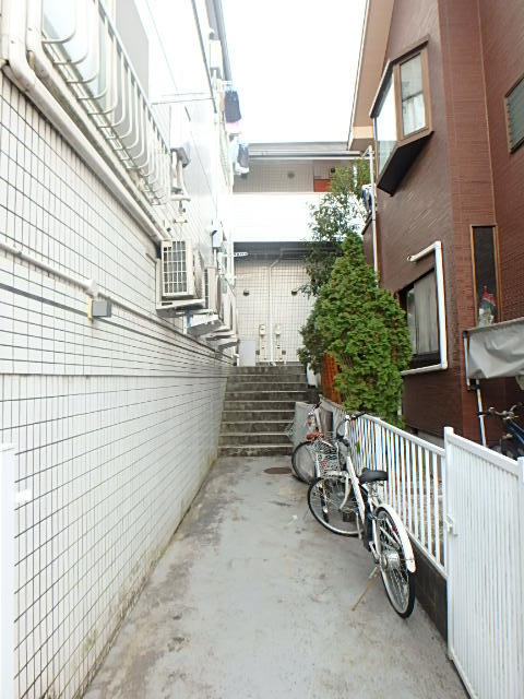 駐車場　駐輪場・原付バイクも置けます♪