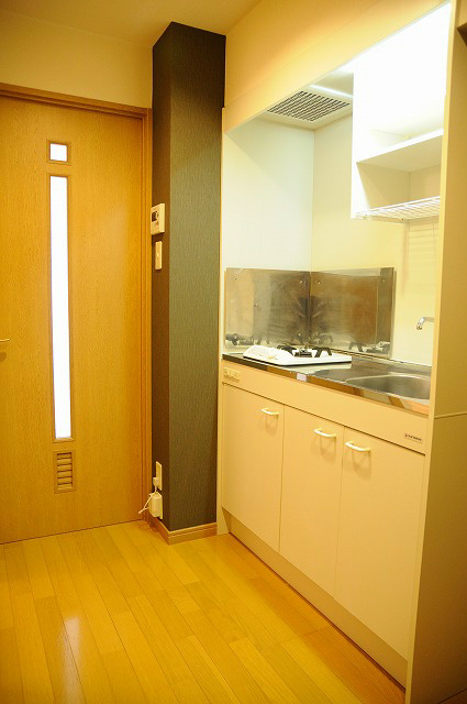 キッチン　※写真は今回募集の部屋とは異なります