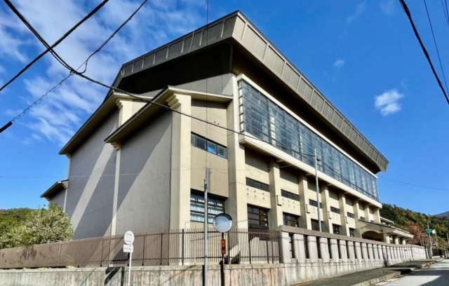 中学校　長浜市立木之本中学校（中学校）まで1249m