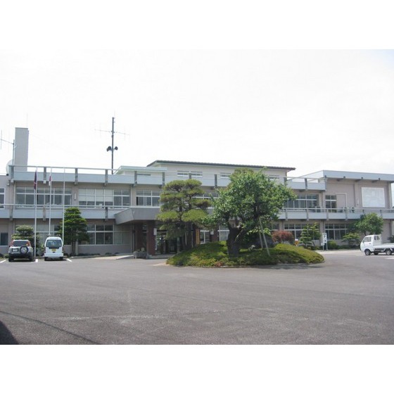 役所　松本市役所梓川支所（役所）まで2455m