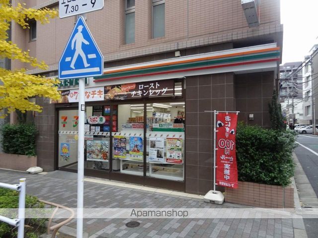 コンビニ　セブン－イレブン　新宿山吹町店（コンビニ）まで33m