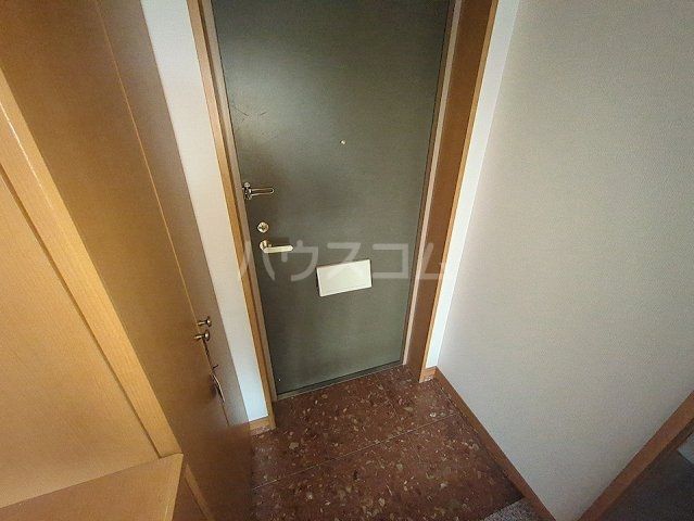 リバーグラスの玄関写真
