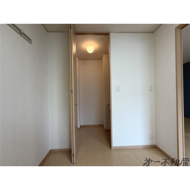 収納　ウォークインクローゼット