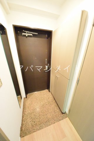 玄関　シューズボックスあります