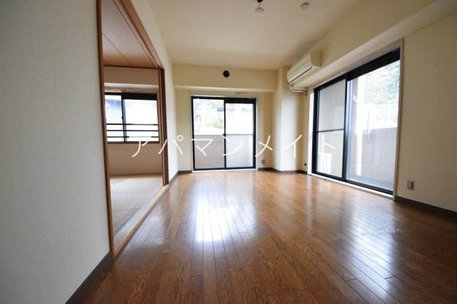 居室・リビング　ゆったり過ごせるお部屋です