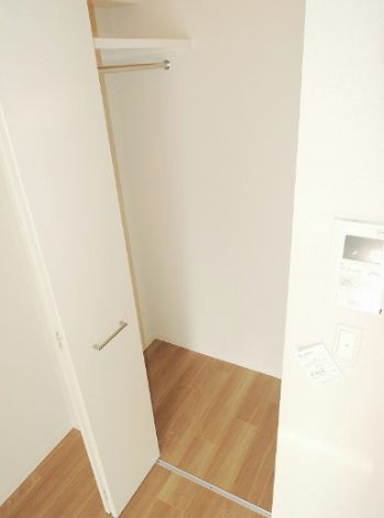収納　アーバネックス谷町II　ウォークインクローゼット