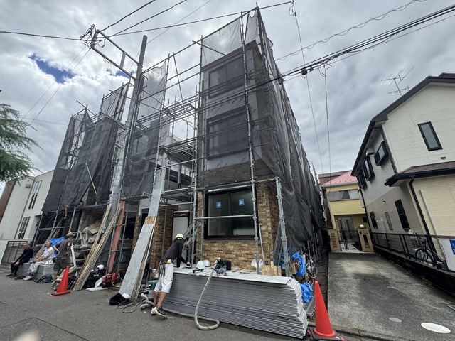 建物外観　～頑張って建築中～