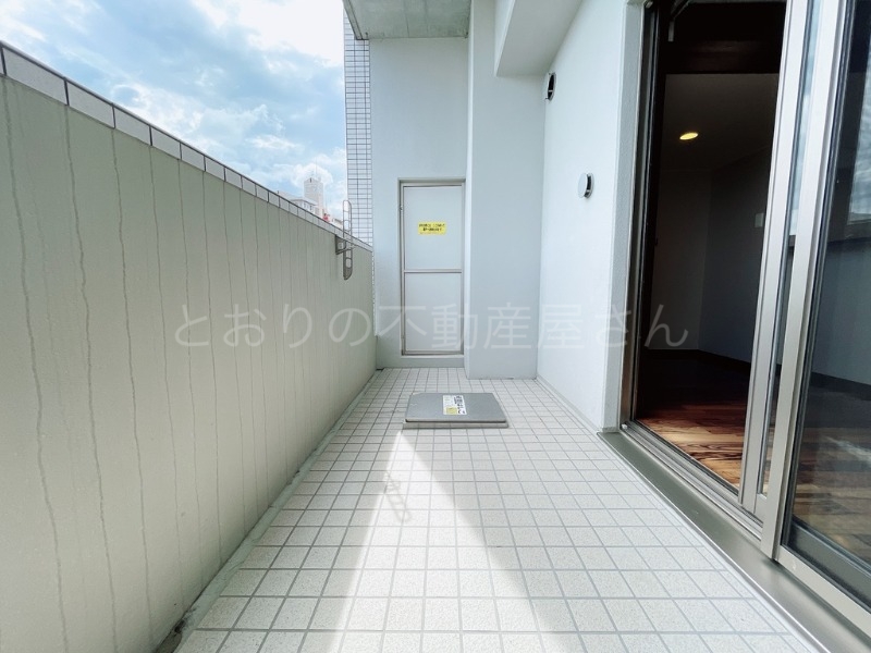 バルコニー　バルコニー