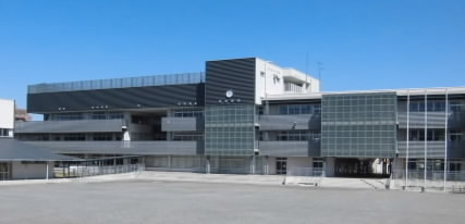 小学校　川崎市立御幸小学校（小学校）まで74m