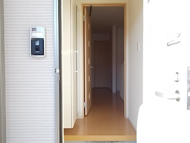 玄関　ゆったりとした玄関です