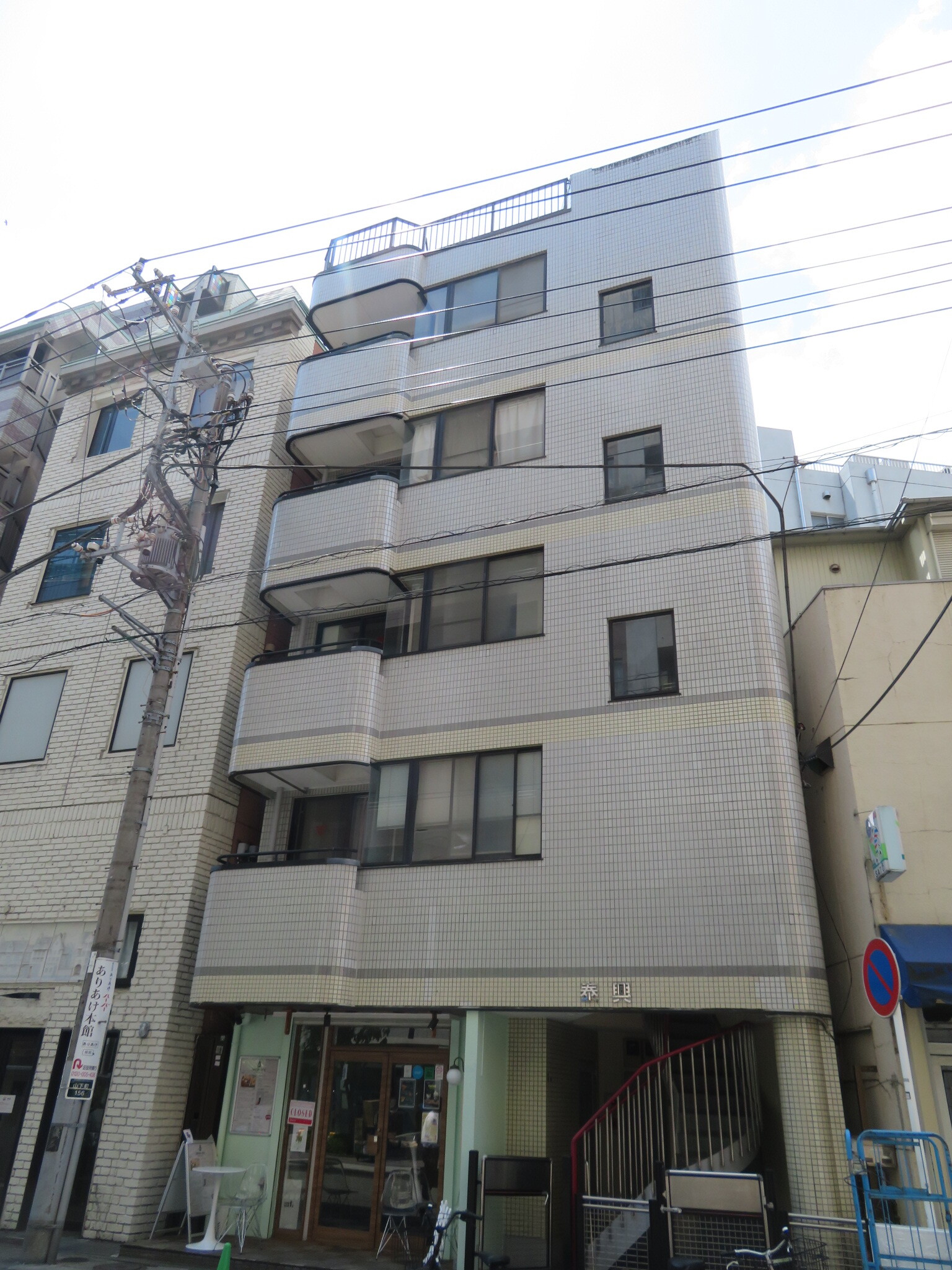建物外観