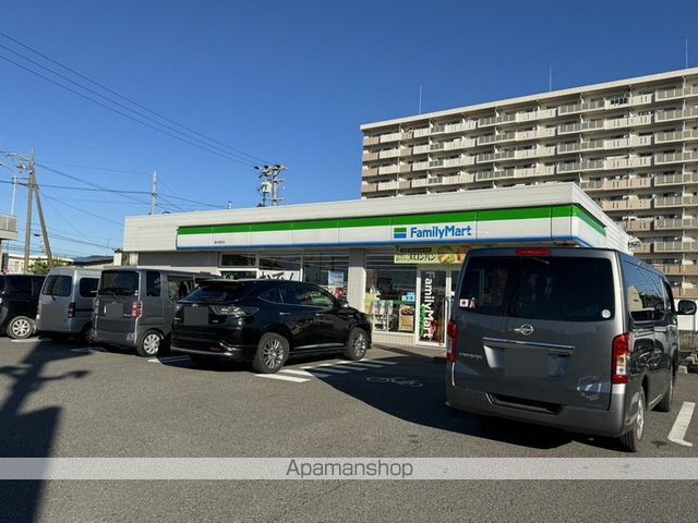 コンビニ　ファミリーマート稲沢長束店（コンビニ）まで668m