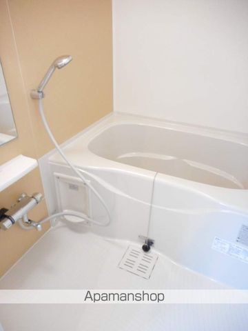 三津屋アパートの風呂写真
