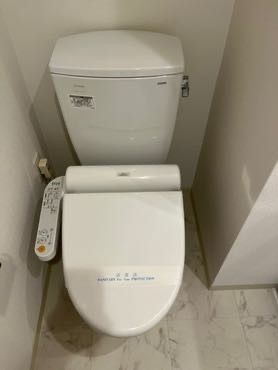 ＪＲ京浜東北線 蒲田駅 徒歩2分 14階建 築14年のトイレ写真