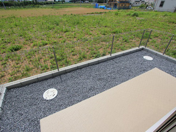 庭　専用庭ついてます！