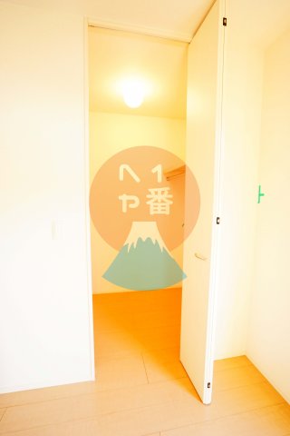 その他部屋・スペース　ウォークイン付き