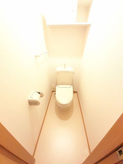 ＪＲ高崎線 高崎駅 徒歩28分 2階建 築21年のトイレ写真