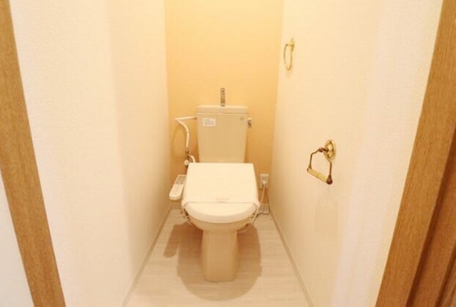 トイレ　別部屋参考写真