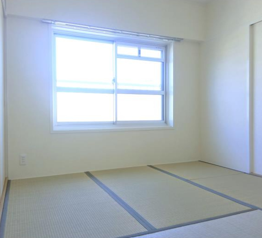 助松15号棟の居間写真