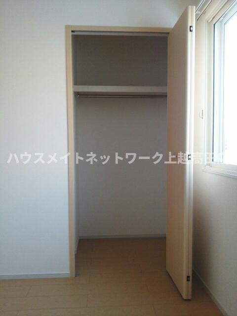 収納　クローゼット