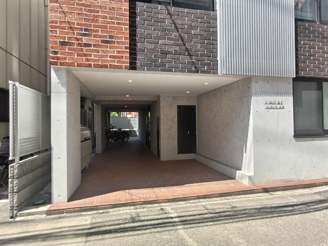 エントランス　エントランス