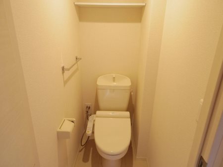 トイレ　ウォシュレット付き☆